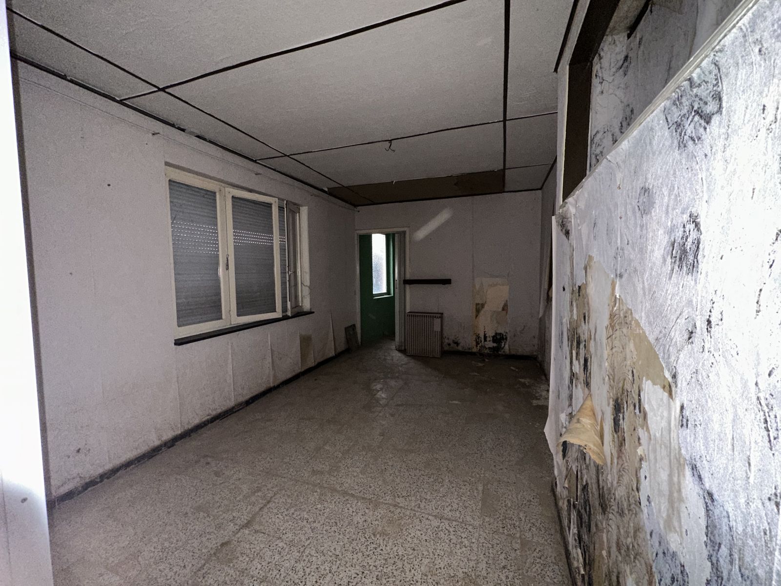 Annexe extérieure — avant